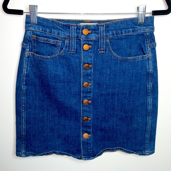 Madewell Stretch Denim Straight Mini Skirt in Arroyo Wash - Picture 4 of 7